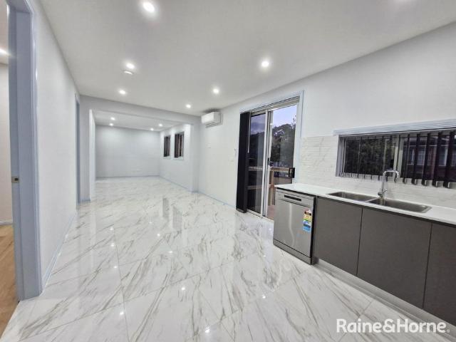 BRAND NEW THREE BEDROOM SECONDARY HOME IN CASULA FOR LEASE!