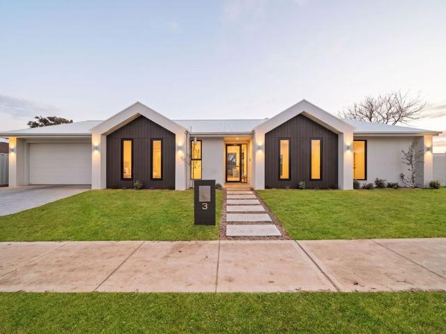 Brand New * Turn Key * Luxury Home