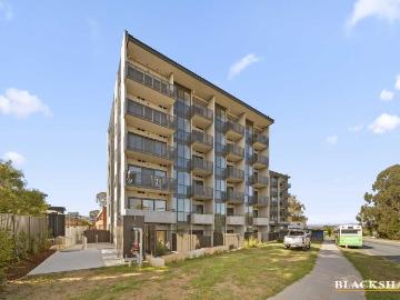 Watson, Kenny, Yass Valley, Victoria - Balcony