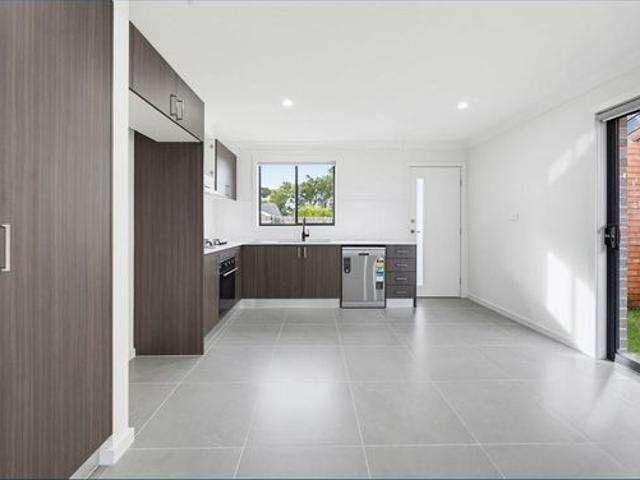 BRAND NEW TWO BEDROOM GRANNY FLAT