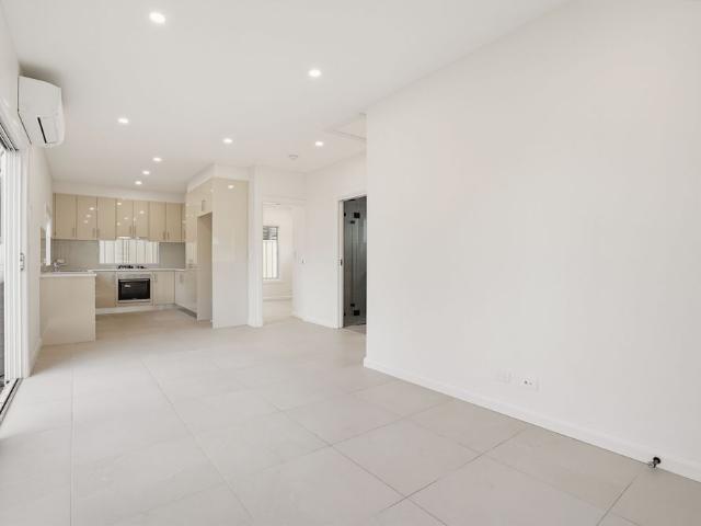 BRAND NEW TWO BEDROOM GRANNY FLAT