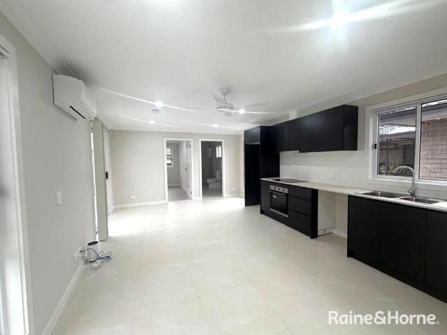 Brand New Two Bedroom Granny Flat in Glenfield for lease!