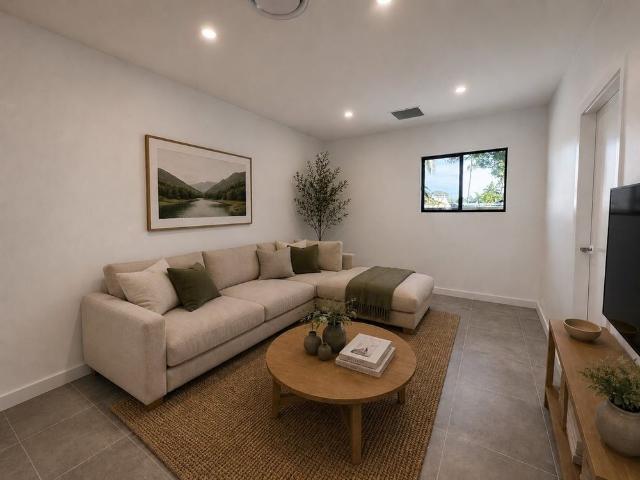 BRAND NEW TWO BEDROOM GRANNY FLAT WITH PARKING