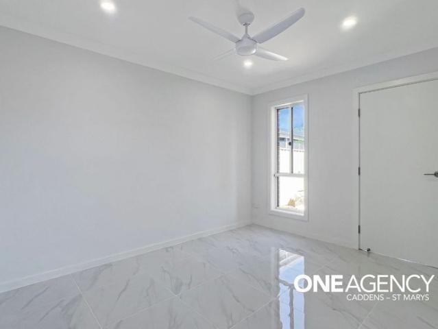 BRAND NEW TWO BEDROOM GRANNY FLAT WITH PRIVATE OUTDOOR SPACE!