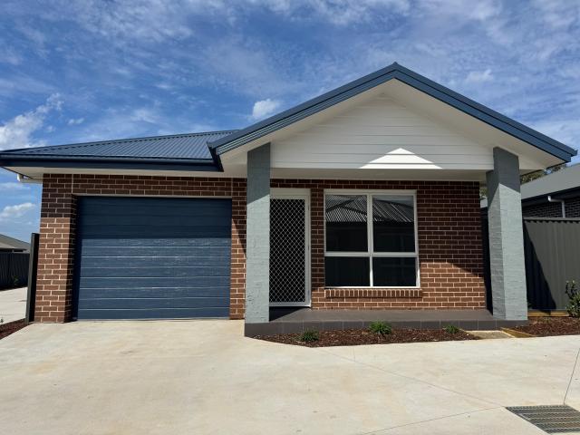 Brand New Two Bedroom Home for Lease in Rutherford!