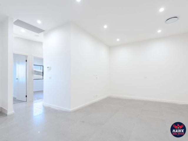 BRAND NEW TWO BEDROOM RESIDENCE | PRIVATE ACCESS | LOCK UP GARAGE | MODERN LIVING