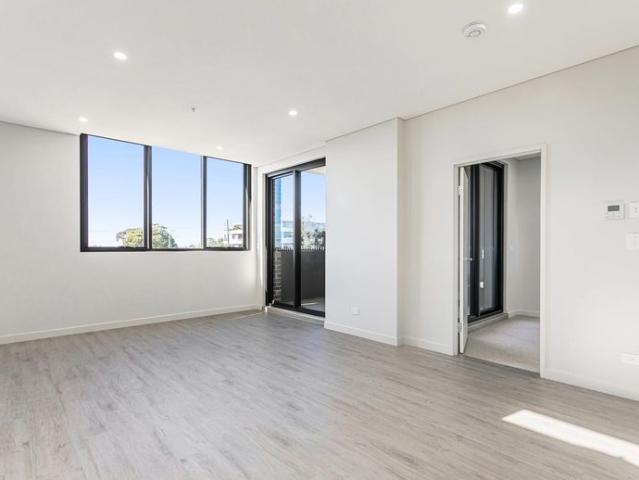 Brand new two bedrooms in Caringbah Greens