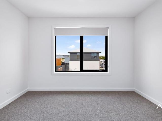 Brand New Two Storey Townhouse with Double Garage