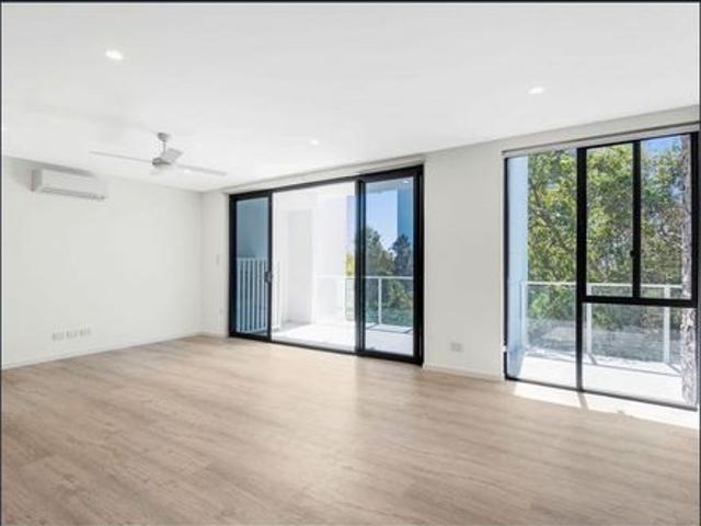 Amazing Unit With Air conditioning
