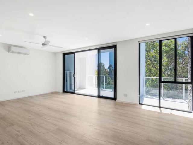 Amazing Unit With Air conditioning