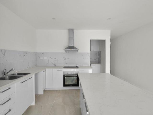 Brand New Unit on Offer, Private Location