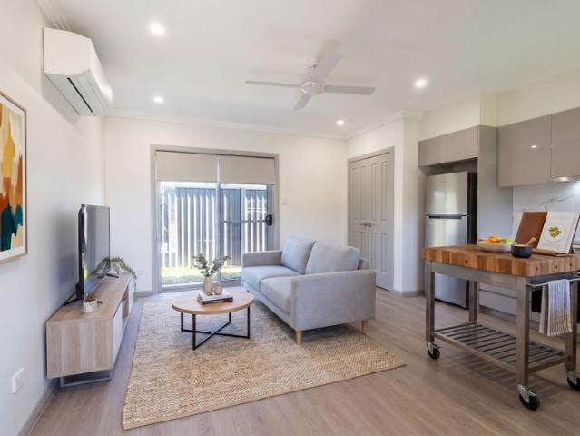 BRAND NEW, ULTRA MODERN HOME!