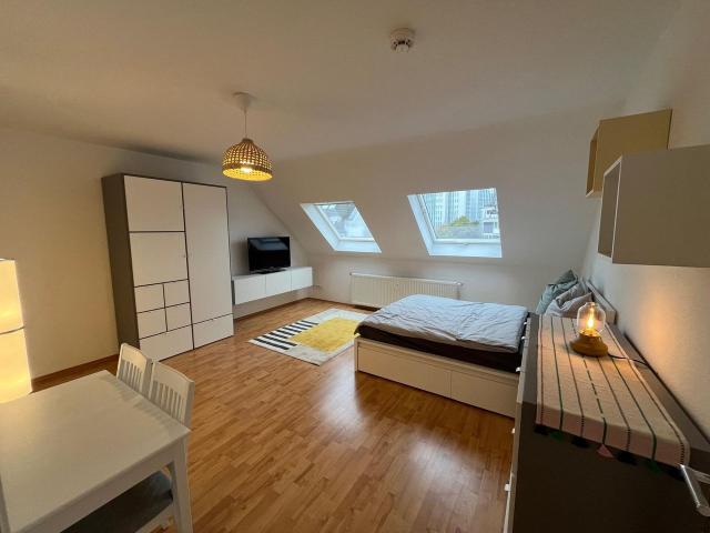 Brandnew and stylish, fully furnished apartment close to Media Harbor, Dusseldorf Amsterdam Apartments for Rent