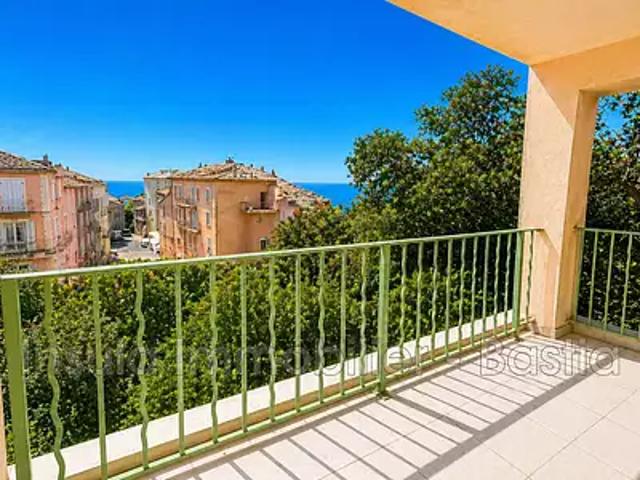 Brando 20222 Achat / Vente appartement 2 pièces t2 terrasse parking