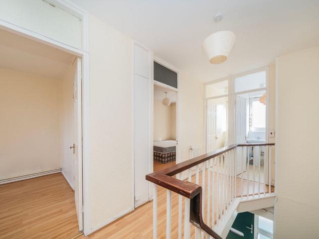 Brandon Estate, London SE17, 3 bed maisonette to rent, £2,800 pcm | PrimeLocation
