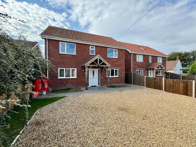 Brandon Road, Methwold 4 bed house to rent £2,350 pcm £542 pw