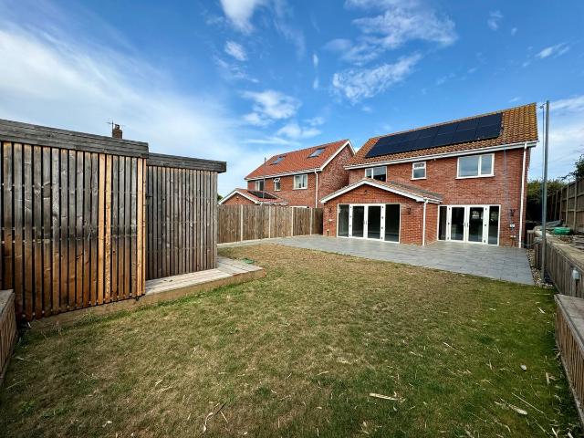 Brandon Road, Methwold IP26, 4 bed property to rent, £2,350 pcm | PrimeLocation