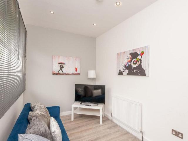 Brander Road