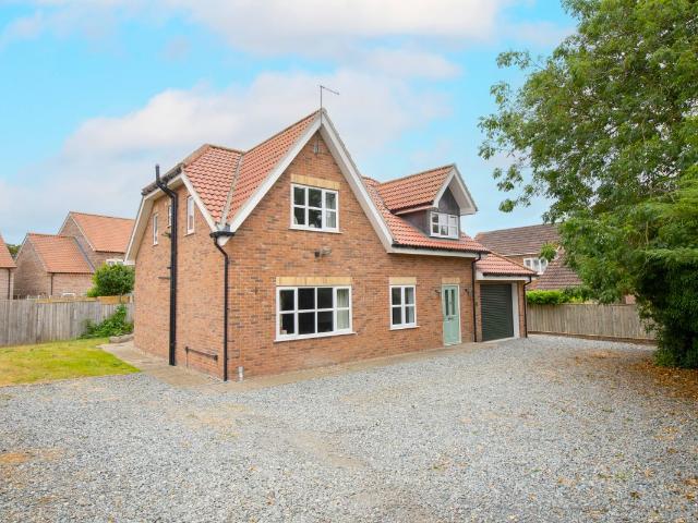 Brandesburton YO25, 4 bed detached house to rent, £1,295 pcm | PrimeLocation