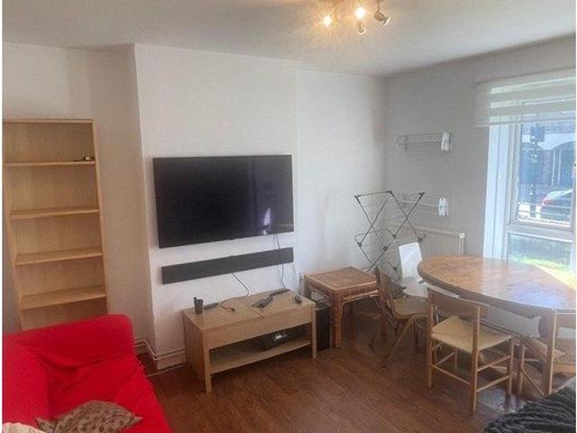 Branksome House, London SW8, Room to rent, £800 pcm | PrimeLocation