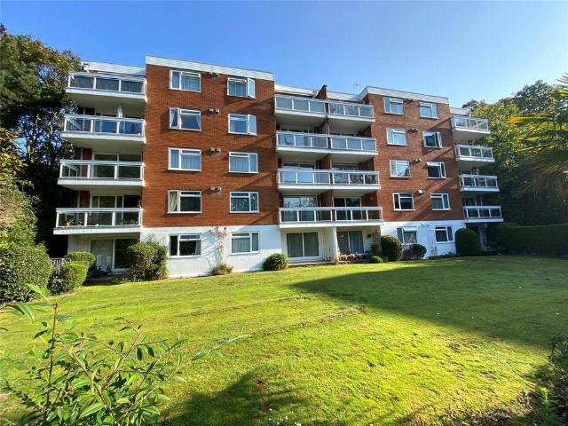 Branksome Wood Road, Bournemouth, BH4 1 bed apartment to rent £1,100 pcm £254 pw