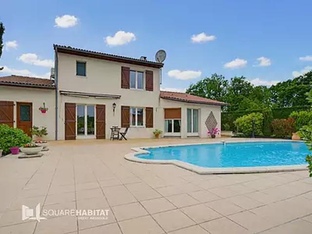 Branne 33420 Achat / Vente maison 5 pièces t5 au dernier étage piscine