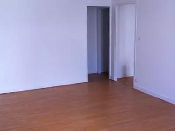 Branne 33420 Location appartement 2 pièces t2 au dernier étage
