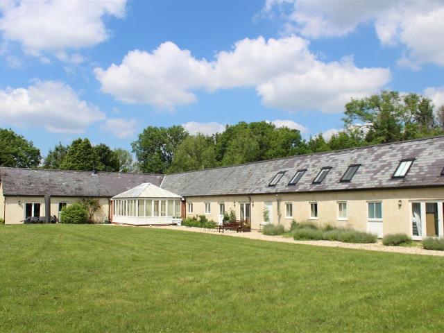 Bransbury, Barton Stacey, Winchester SO21, 5 bed barn conversion to rent, £4,500 pcm | PrimeLocation