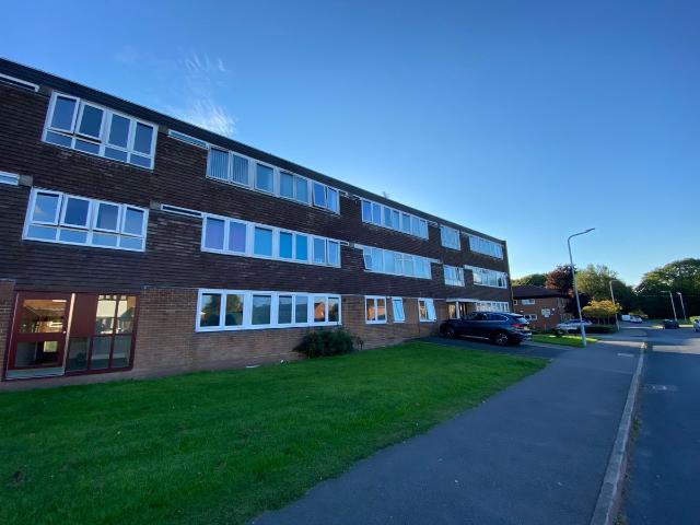 Brantley Avenue, Wolverhampton WV3, 2 bed flat to rent, £895 pcm | PrimeLocation
