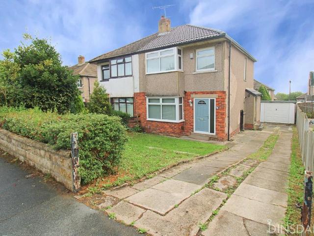 Brantwood Avenue, Bradford 3 bed semi detached house to rent £995 pcm £230 pw