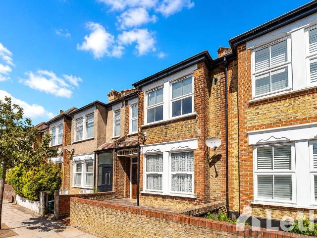 Brantwood Road, London N17, 5 bed flat to rent, £2,600 pcm | PrimeLocation