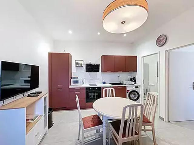 Bras 83149 Location appartement 2 pièces t2 au dernier étage parking