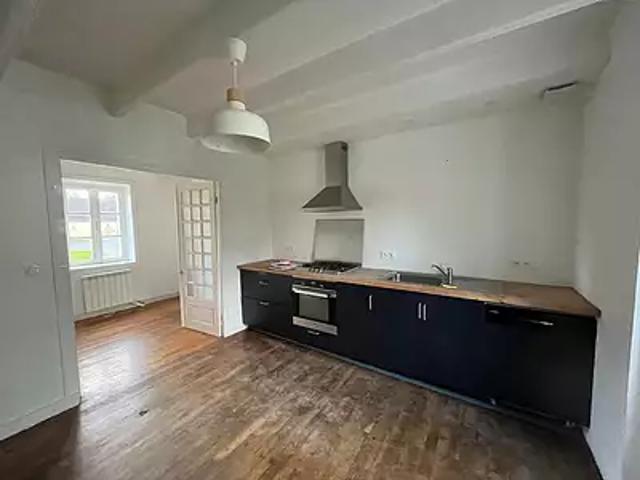 Brasparts 29190 Achat / Vente maison 6 pièces t6 au dernier étage