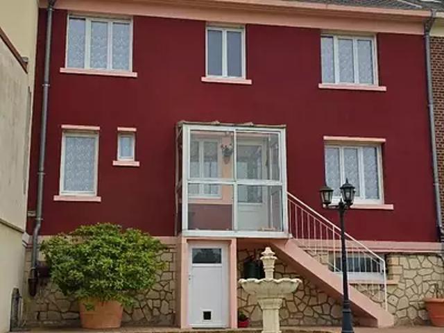 Breteuil 60120 Achat / Vente maison 6 pièces t6 au dernier étage cave