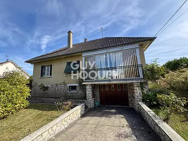 Breteuil 27160 Achat / Vente maison 4 pièces t4 au dernier étage cave
