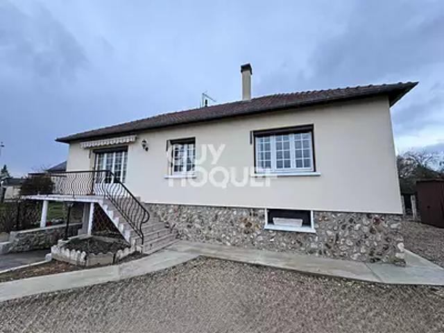 Breteuil 27160 Achat / Vente maison 4 pièces t4 au dernier étage cave