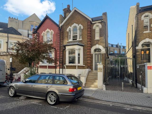 Brett Road Hackney E8, 1 bed flat to rent, £2,000 pcm | PrimeLocation