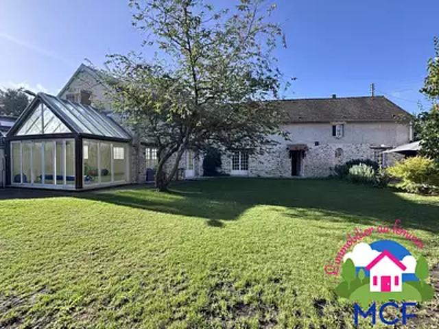 Bréval 78980 Achat / Vente maison 7 pièces t7 piscine terrasse