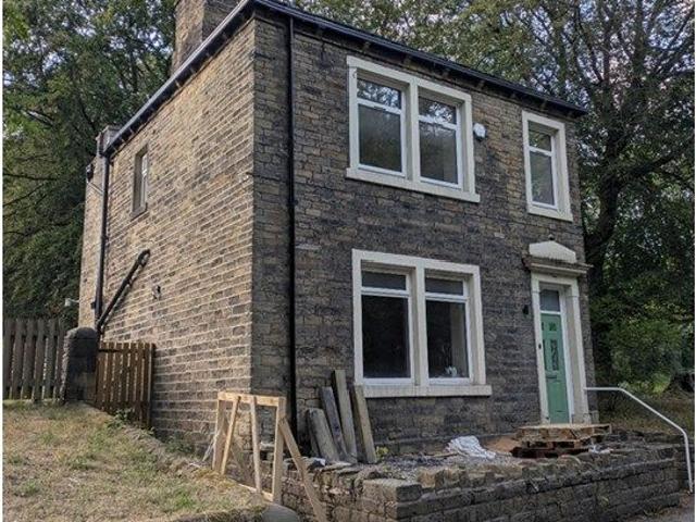 Brewery Drive, Huddersfield HD4, 5 bed detached house to rent, £1,800 pcm | PrimeLocation
