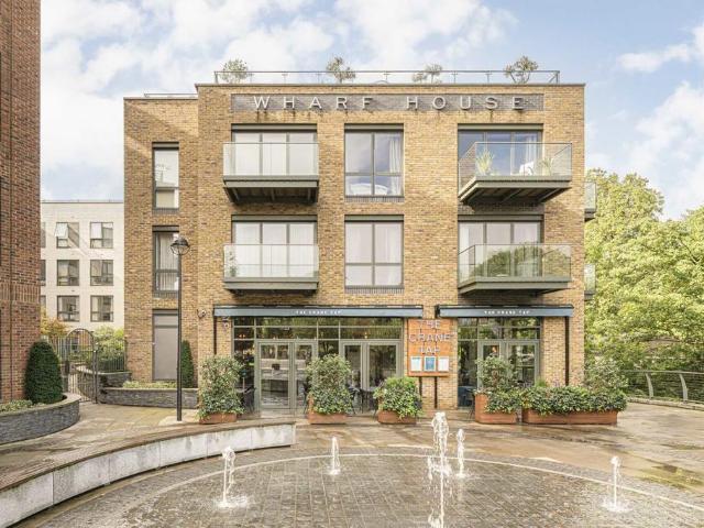 Brewery Lane, Twickenham TW1 1 bed flat to rent £2,200 pcm £508 pw
