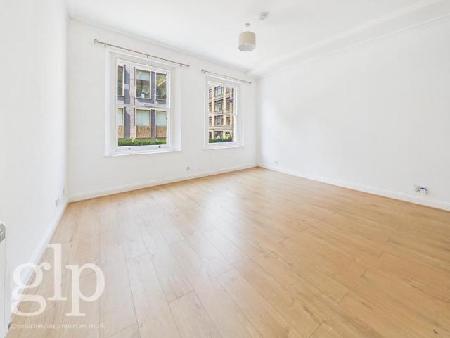 Brewer Street, Soho, W1F 1 bed apartment to rent £2,578 pcm £595 pw