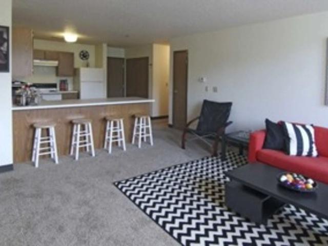 Brewers Point Apartments 2 Bedroom Apartment for Rent at 1858 N Commerce St, Milwaukee, WI 53212 Brewer's Hill