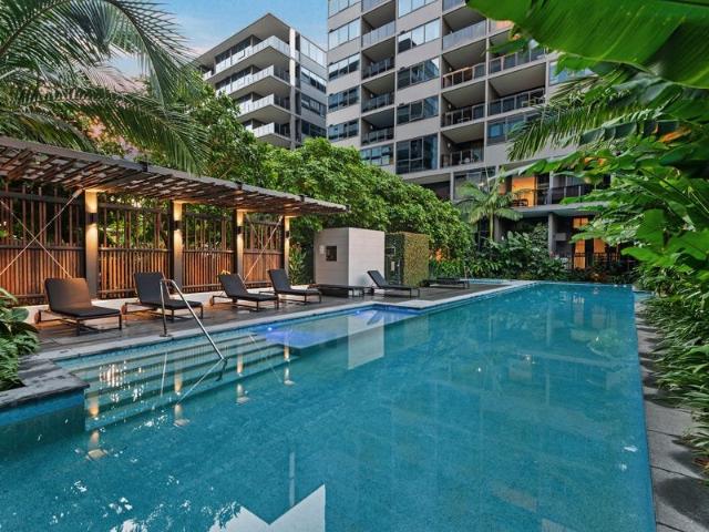 Break Lease, $820 till 31 Dec then $850 onwards