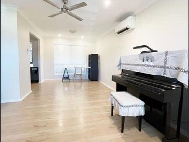 Break lease. Fully Air Conditioned 4 Bedroom House + Solar Panels Installed
