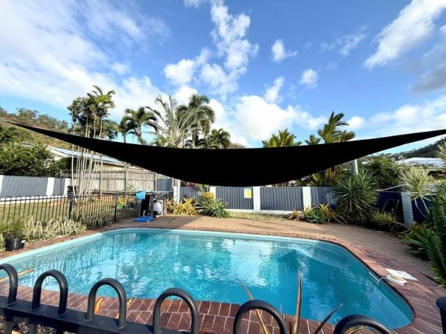BREAK LEASE LARGE 4 BEDROOM HOUSE WITH POOL ! Available on 31/07/2026