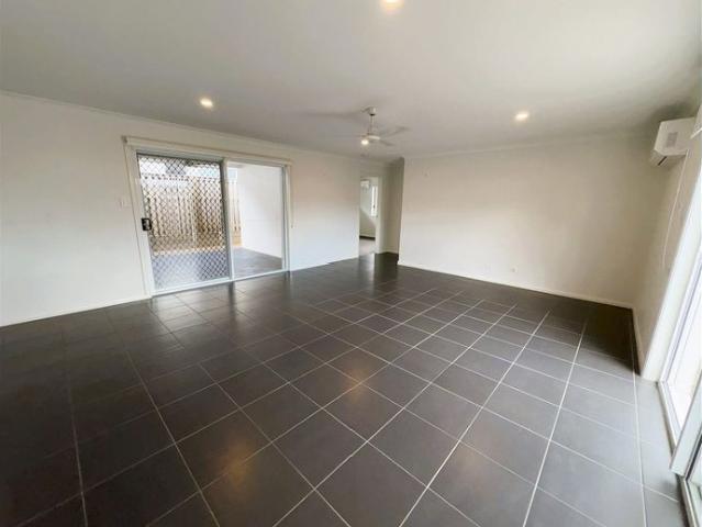 BREAK LEASE Modern 4 Bedroom Home in Sought After Gainsborough Greens Estate