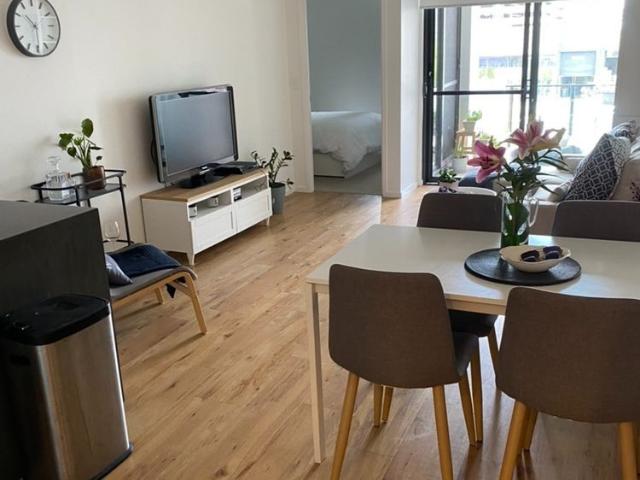 Break Lease Modern unfurnished apartment,2 Bedrooms, 2 bathrooms, 2 carspaces