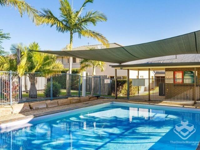 Break Lease Opportunity 3/2/2 Double Garage Townhouse Close to Everything