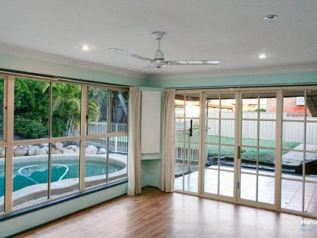 Break lease Situated on the high side of the street, near a bus stop and parklands in the sought after Wishart Outlook