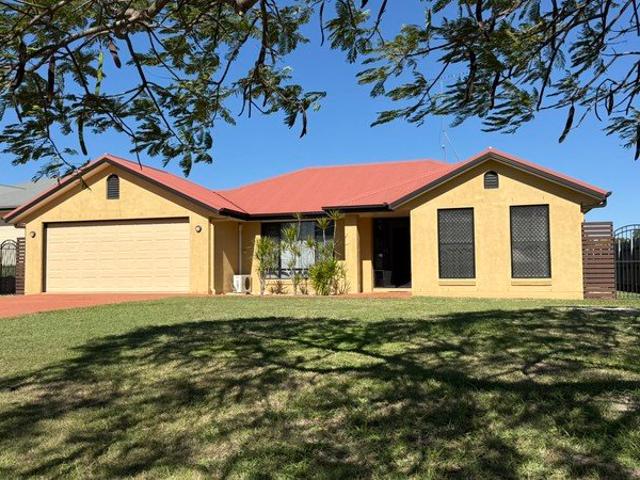 BREAK LEASE* Spacious Four Bedroom Home with Two Living Areas in Gatton